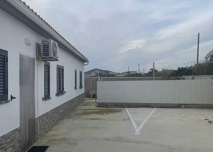 Casa de Férias Irene S Lourinhã